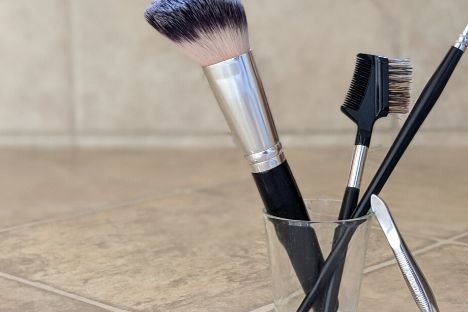 Spring Cleaning: Clean up makeup junk